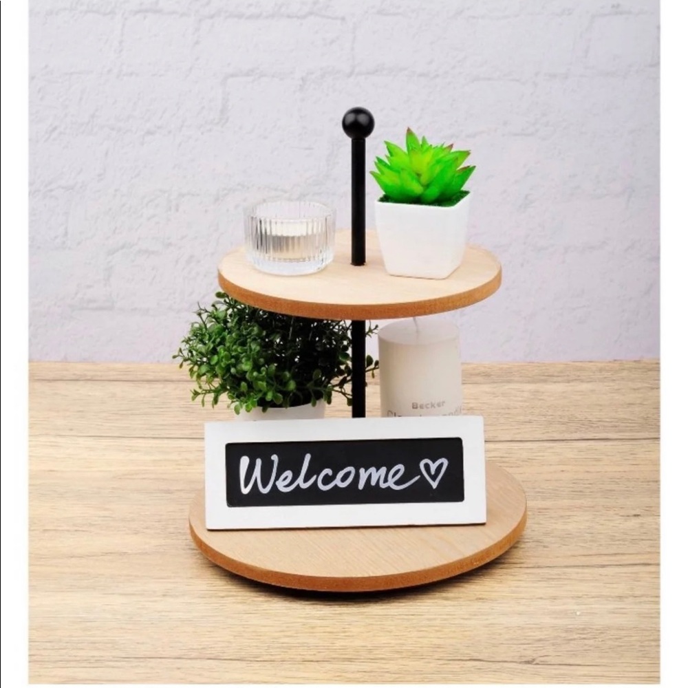 Tiered tray